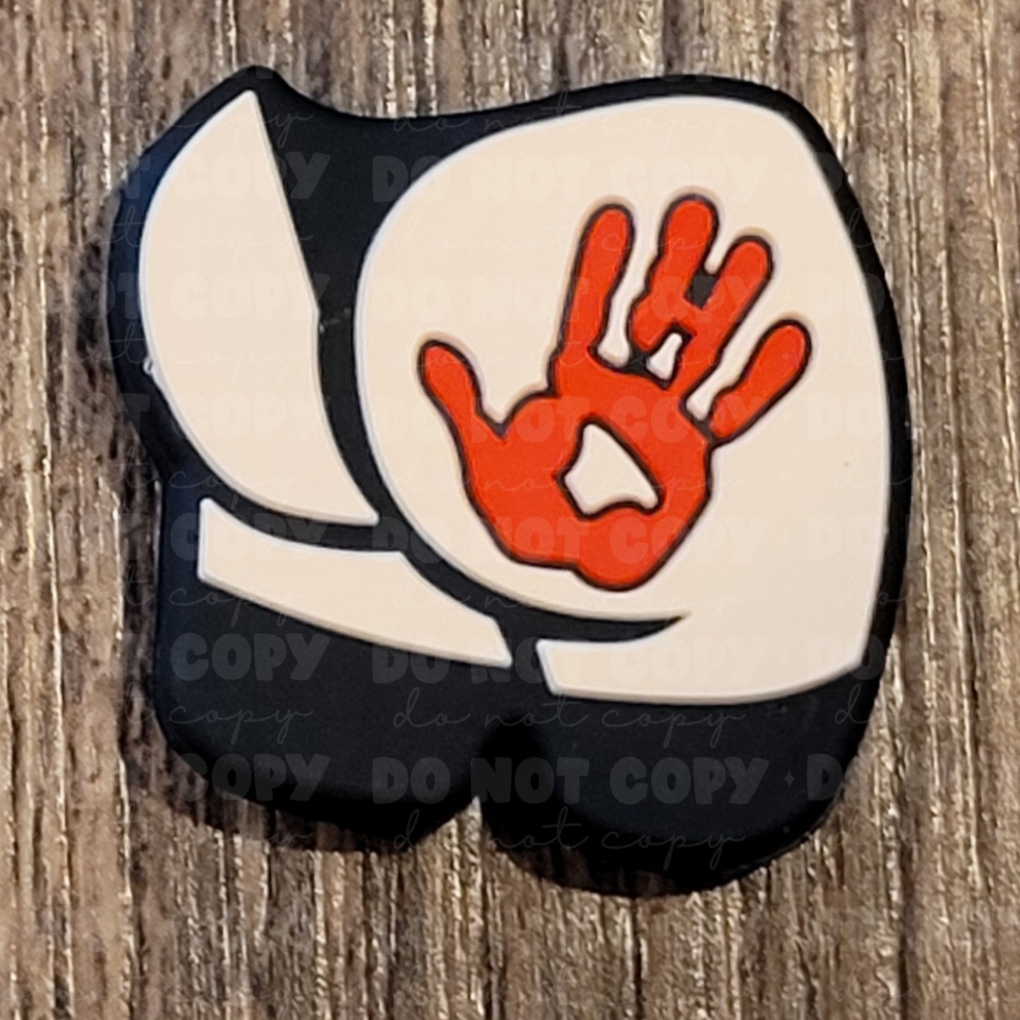 010FB Hand print on booty Focal Bead