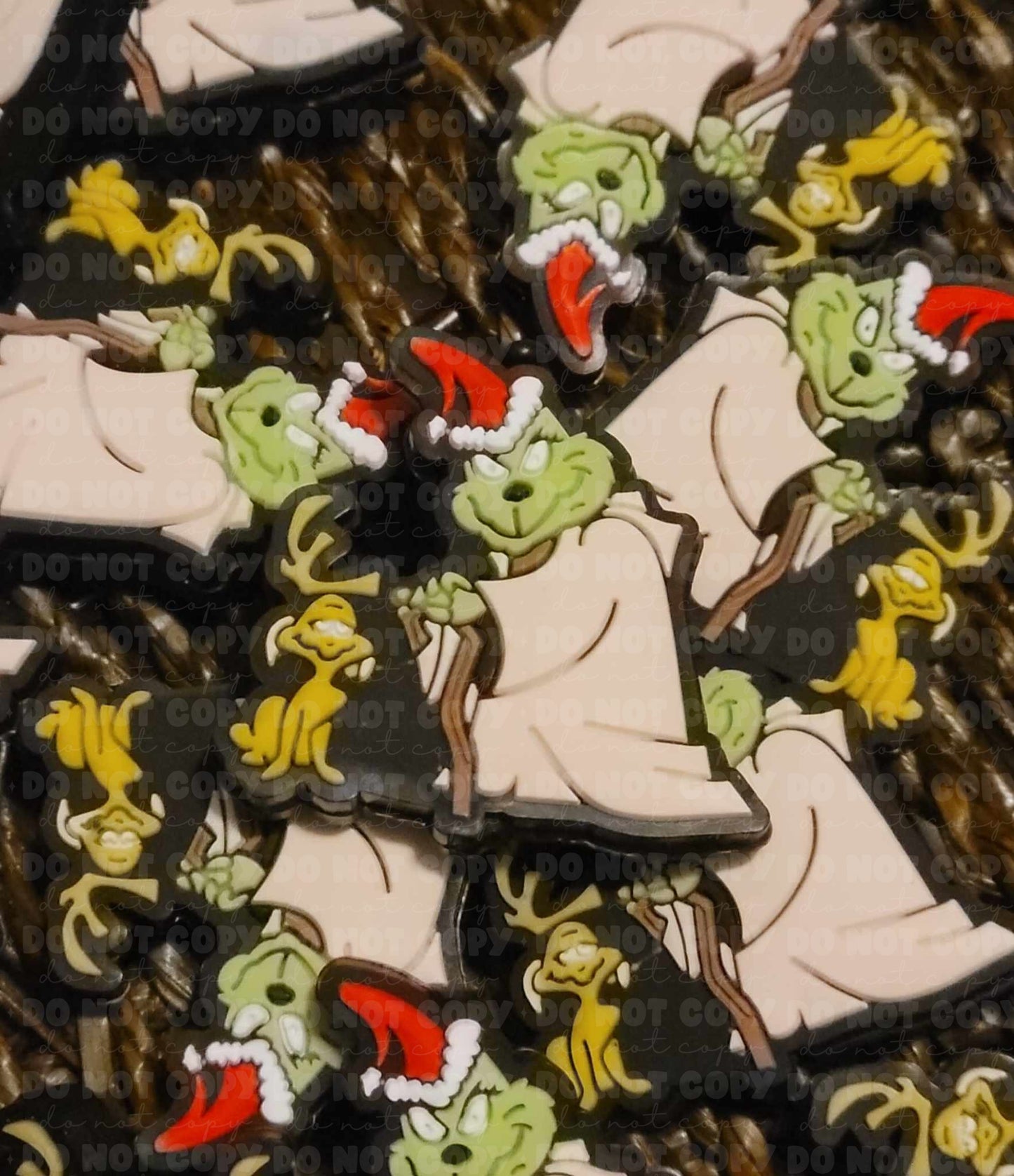 213 FB Green dude with dog Christmas Focal Bead