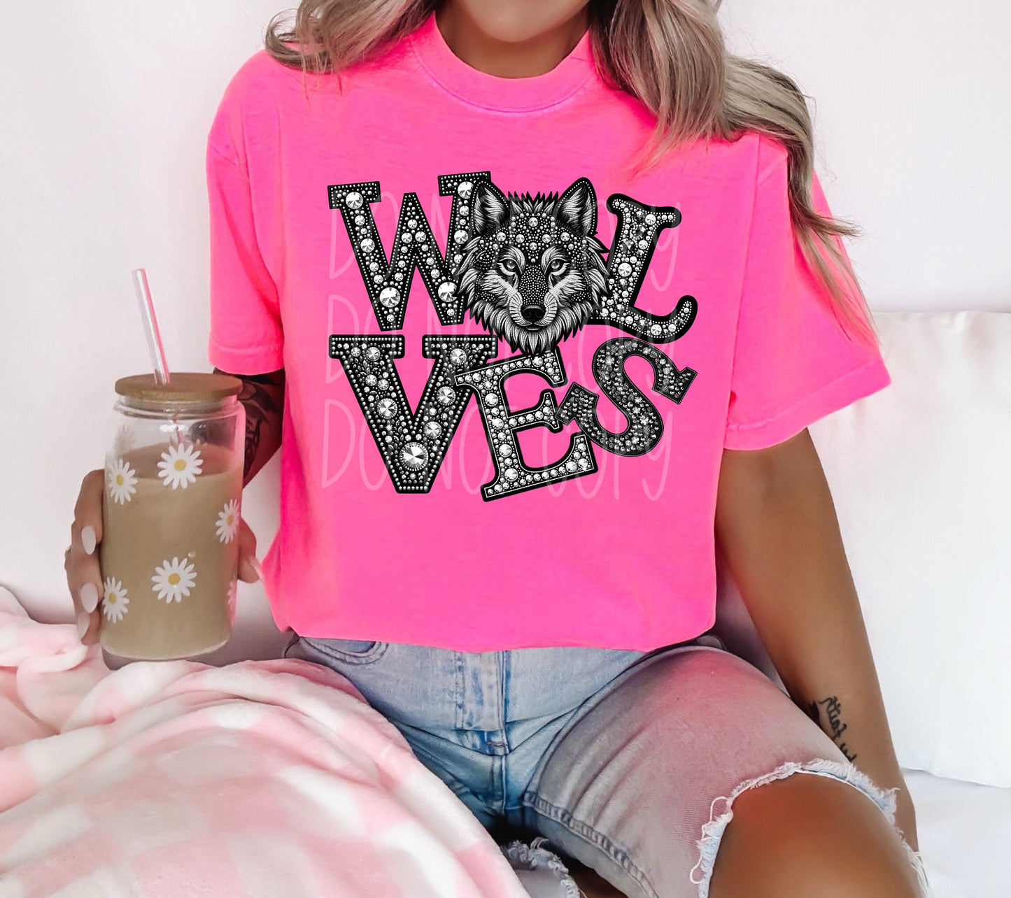 4350 Wolves mascot faux rhinestone *DREAM TRANSFER* DTF