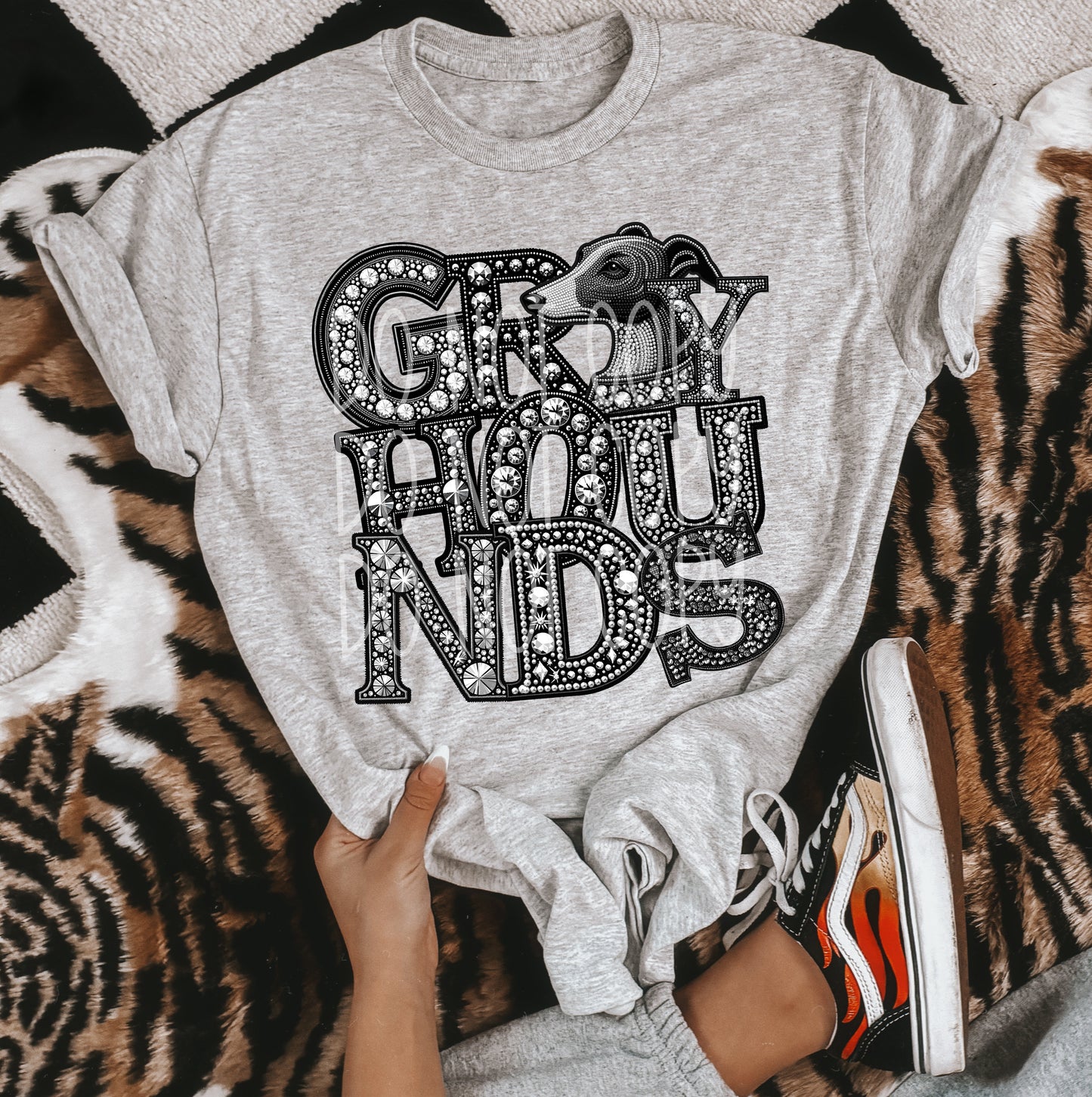 4387 Greyhounds mascot faux rhinestone *DREAM TRANSFER* DTF