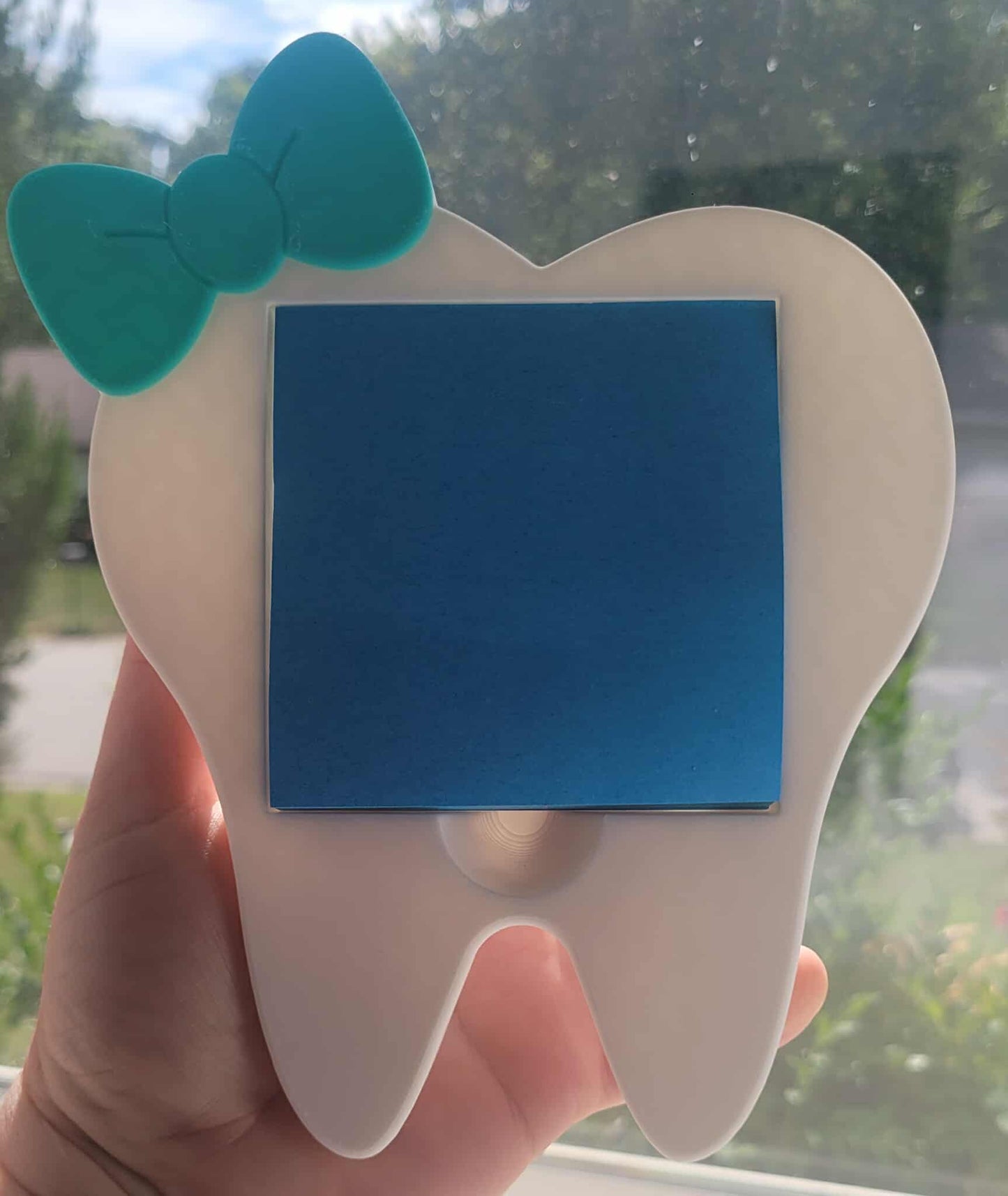 Tooth with bow sticky note holder - Dentist Dental