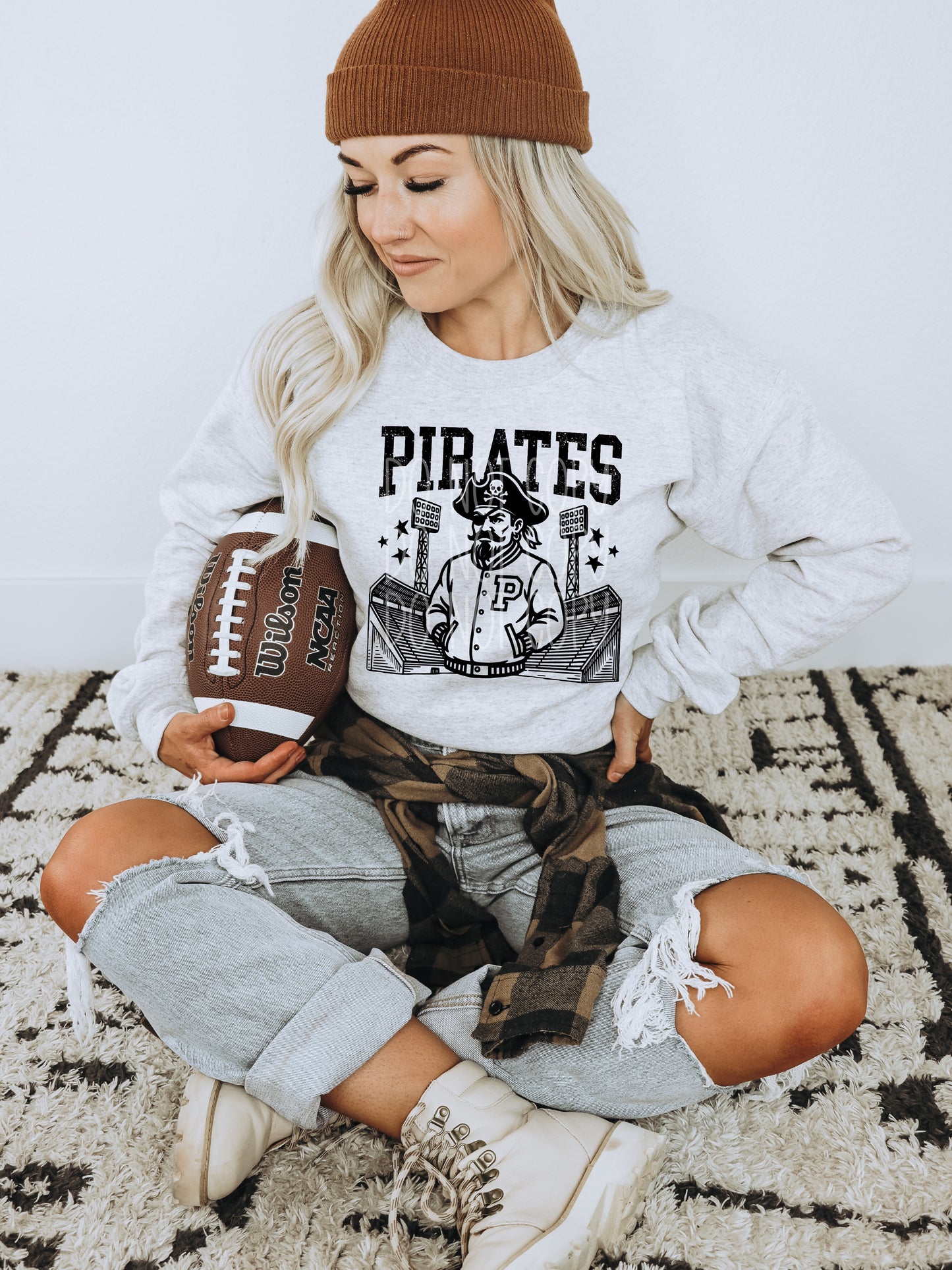 6191 - Pirates Letterman varsity mascot * DTF Transfer