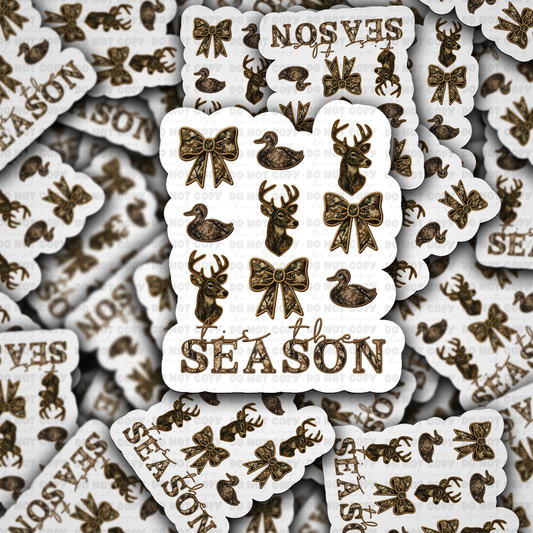 DS -2392 - Tis the season camo deer and ducks Die Cut Sticker