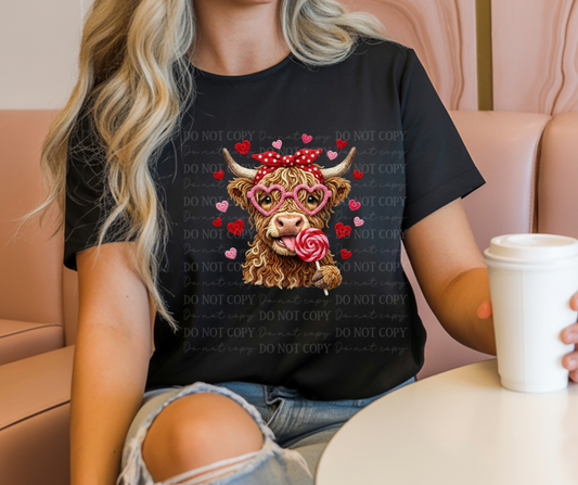 6643 - Faux yarn highland cow with sucker Valentine *DTF Transfer