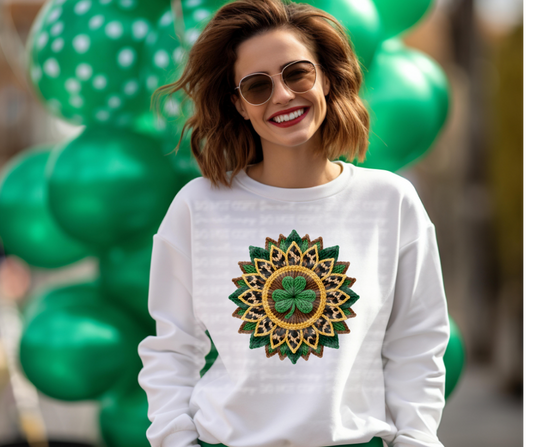 6694 - Faux yarn shamrock sunflower *DTF Transfer