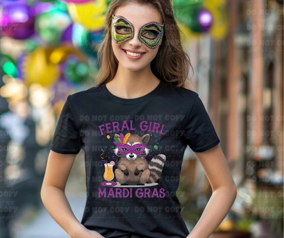 5038 - Feral Girl Mardi Gras sittin raccoon *DTF