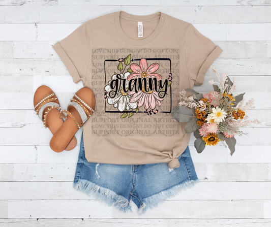 5566 - Granny with flowers *DTF