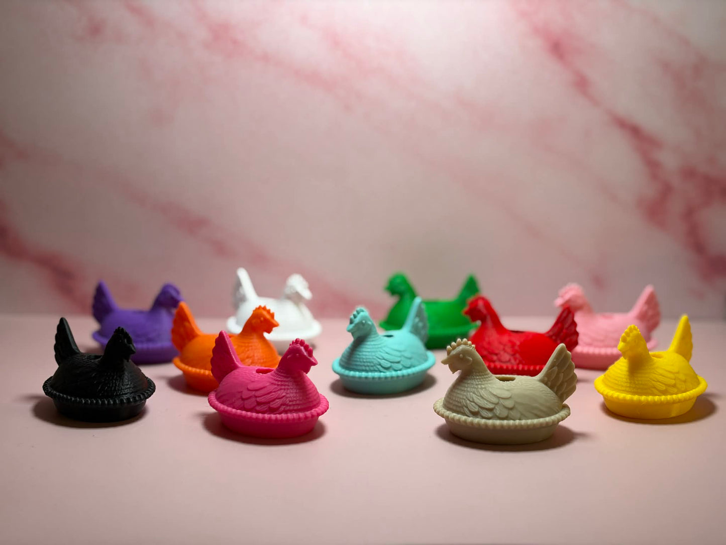 Hen on a nest straw topper