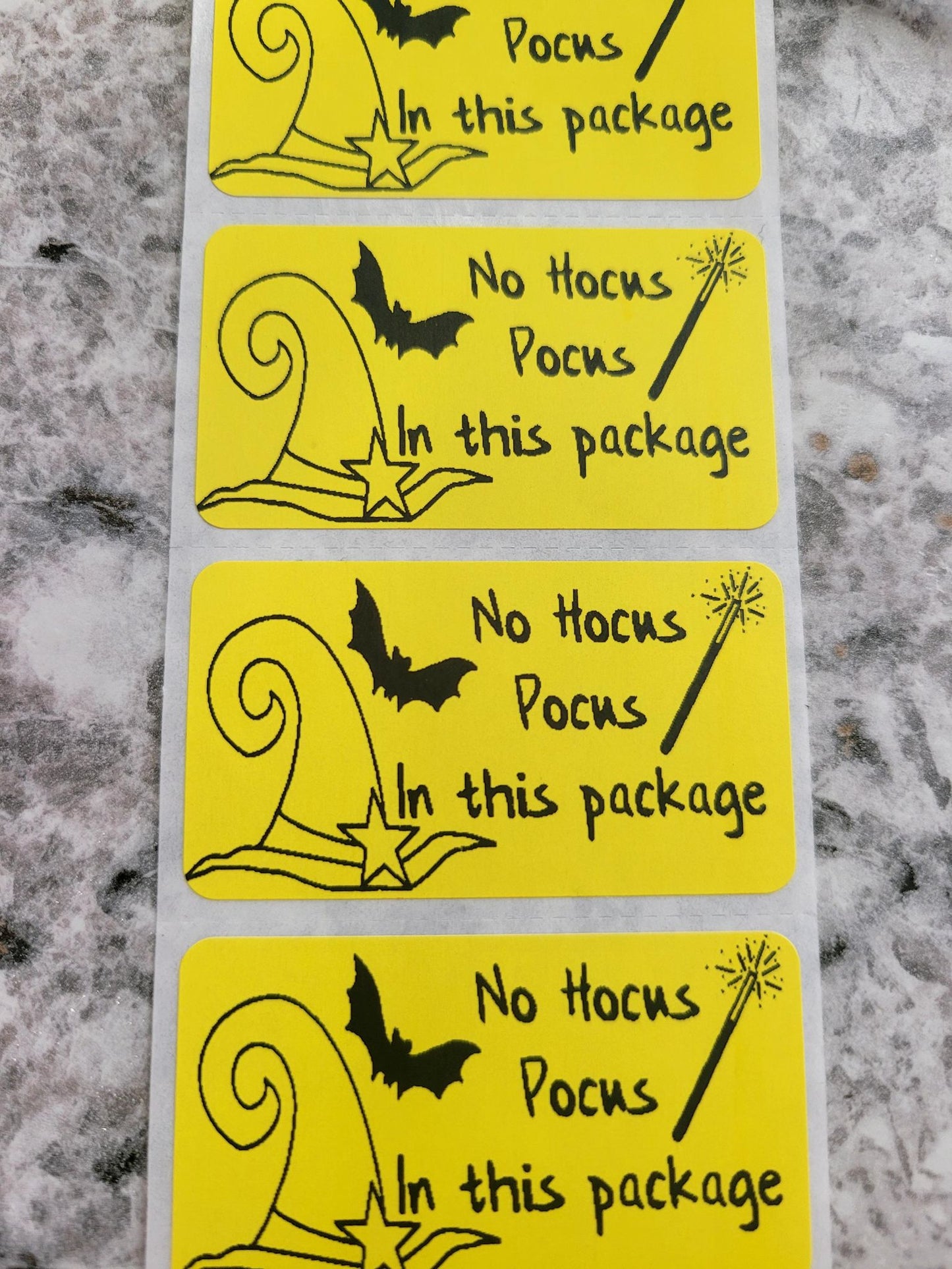 No H pocus in this package Halloween 50 OR 100 count